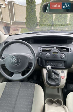 Минивэн Renault Scenic 2003 в Новой Ушице