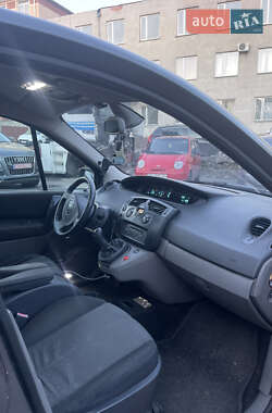 Мінівен Renault Scenic 2004 в Рівному