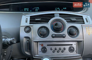 Минивэн Renault Scenic 2008 в 