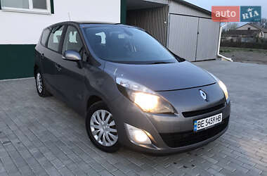 Мінівен Renault Scenic 2009 в Первомайську