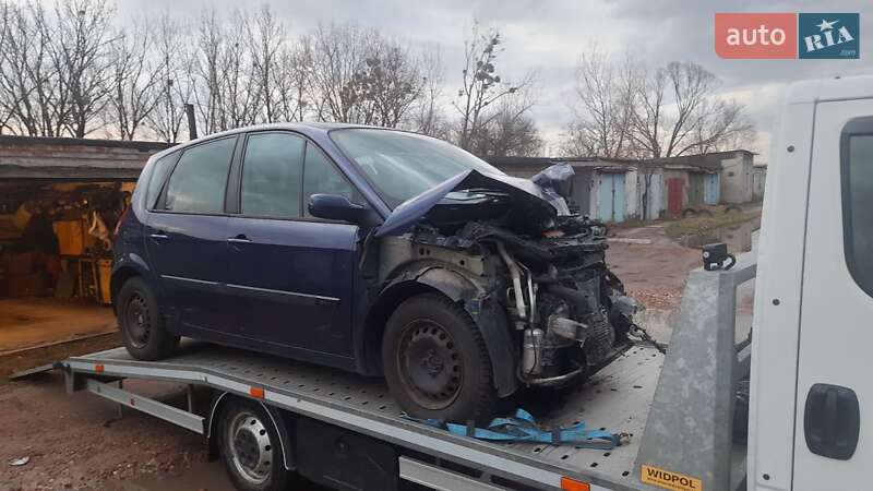 Мінівен Renault Scenic 2005 в Калуші