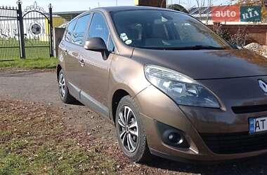 Мінівен Renault Scenic 2010 в Коломиї