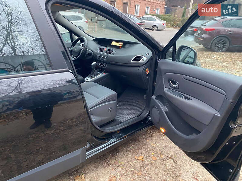 Минивэн Renault Scenic 2010 в Днепре