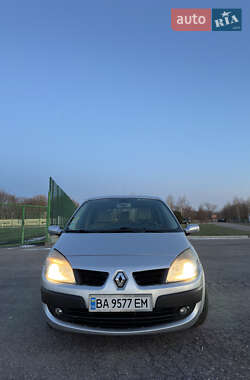 Минивэн Renault Scenic 2006 в Александрие