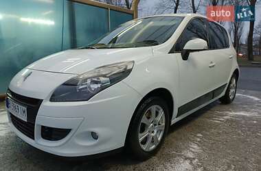 Мінівен Renault Scenic 2011 в Горішніх Плавнях