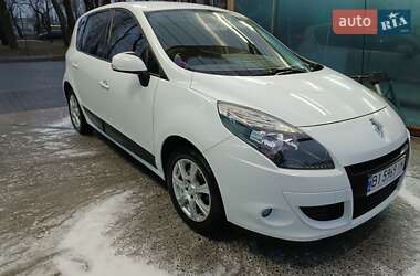 Мінівен Renault Scenic 2011 в Горішніх Плавнях