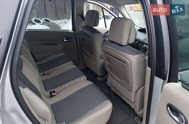 Мінівен Renault Scenic 2005 в Києві