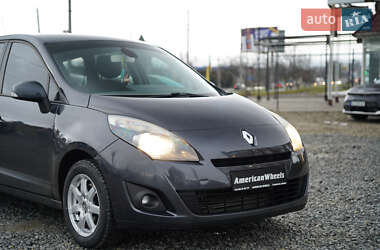 Минивэн Renault Scenic 2011 в Черновцах