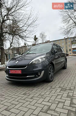 Мінівен Renault Scenic 2012 в Луцьку