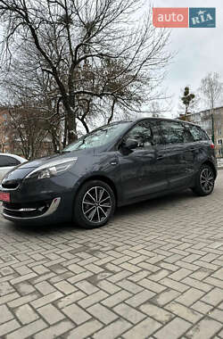 Мінівен Renault Scenic 2012 в Луцьку