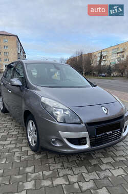 Мінівен Renault Scenic 2011 в Дубні