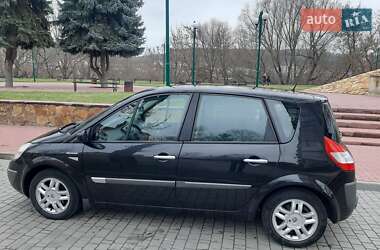 Минивэн Renault Scenic 2005 в Могилев-Подольске