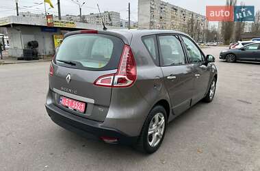 Минивэн Renault Scenic 2011 в Харькове