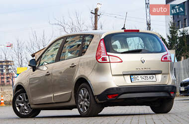 Минивэн Renault Scenic 2011 в 