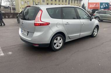 Мінівен Renault Scenic 2011 в Кам'янському