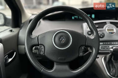 Минивэн Renault Scenic 2007 в Киеве