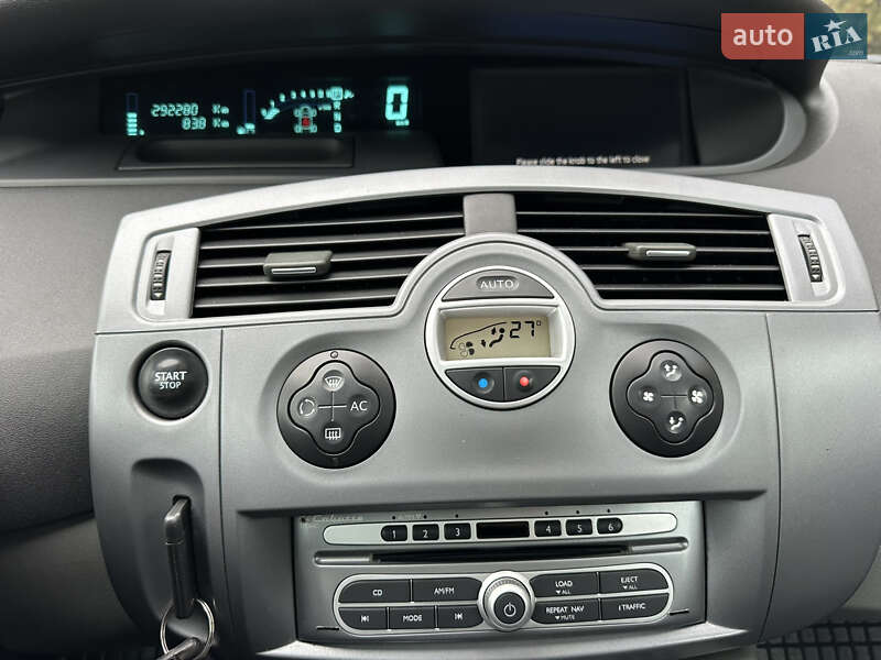 Минивэн Renault Scenic 2007 в Киеве