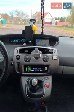 Минивэн Renault Scenic 2007 в 