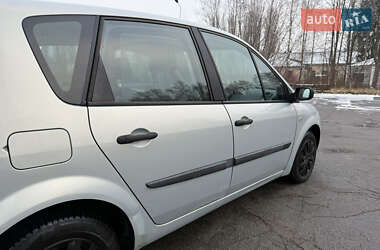 Мінівен Renault Scenic 2004 в Звягелі