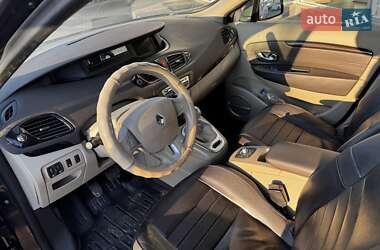 Мінівен Renault Scenic 2011 в Чернівцях