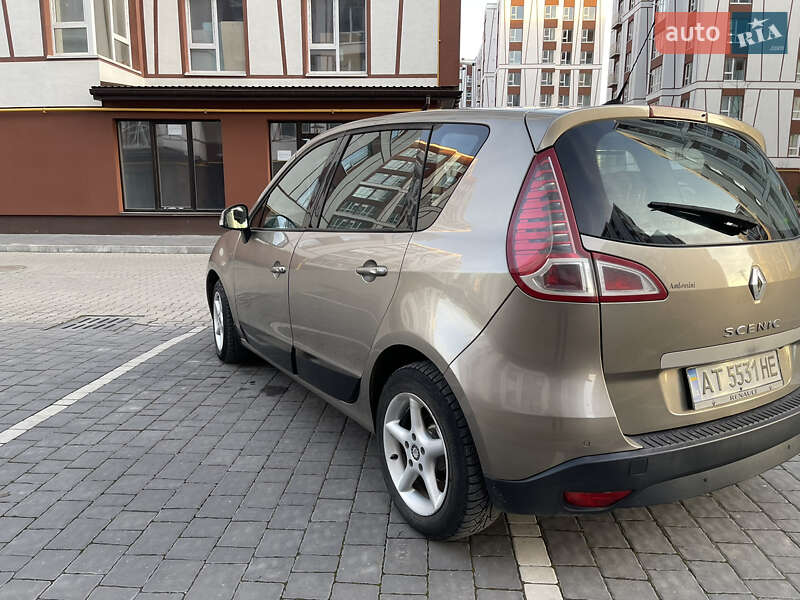 Мінівен Renault Scenic 2009 в Івано-Франківську