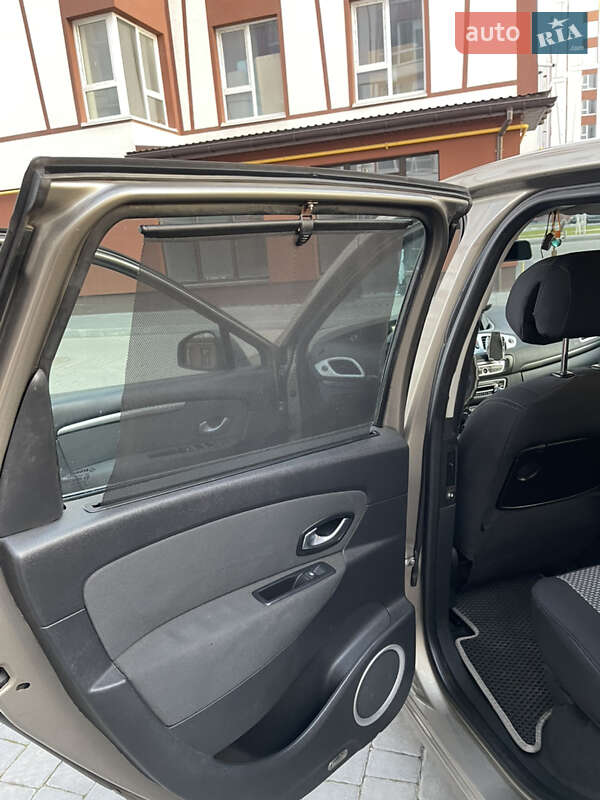 Мінівен Renault Scenic 2009 в Івано-Франківську