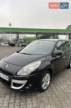 Мінівен Renault Scenic 2009 в Києві