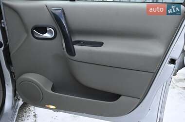 Минивэн Renault Scenic 2005 в Бердичеве