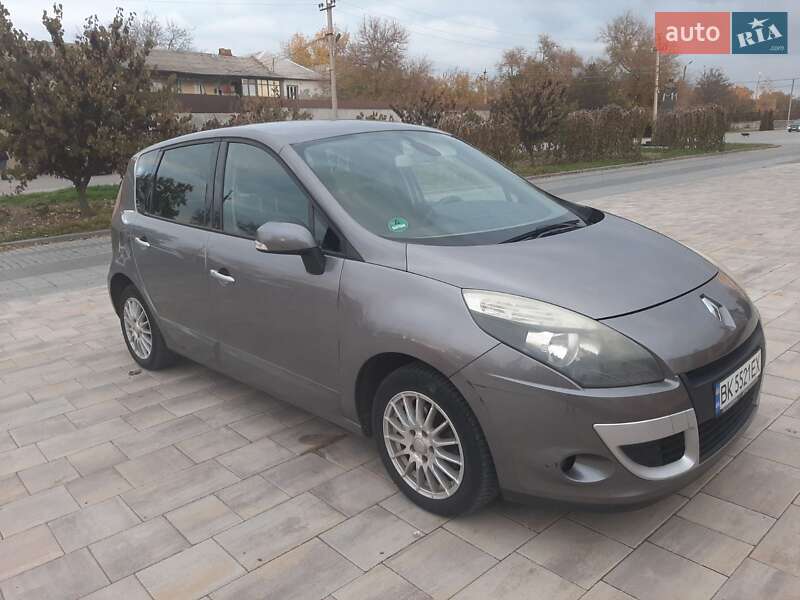 Минивэн Renault Scenic 2009 в Болграде