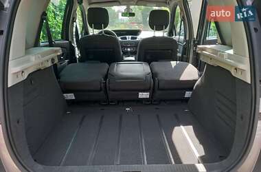 Минивэн Renault Scenic 2009 в 