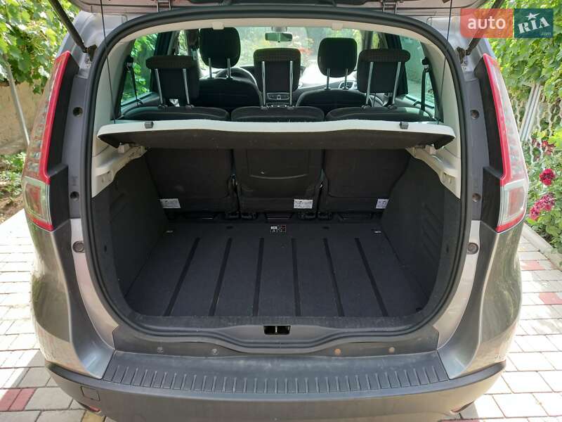 Минивэн Renault Scenic 2009 в Болграде
