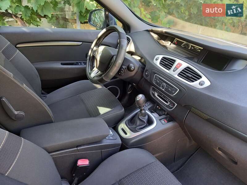 Минивэн Renault Scenic 2009 в Болграде