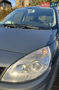 Минивэн Renault Scenic 2007 в Луцке