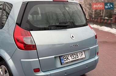 Минивэн Renault Scenic 2008 в Ровно