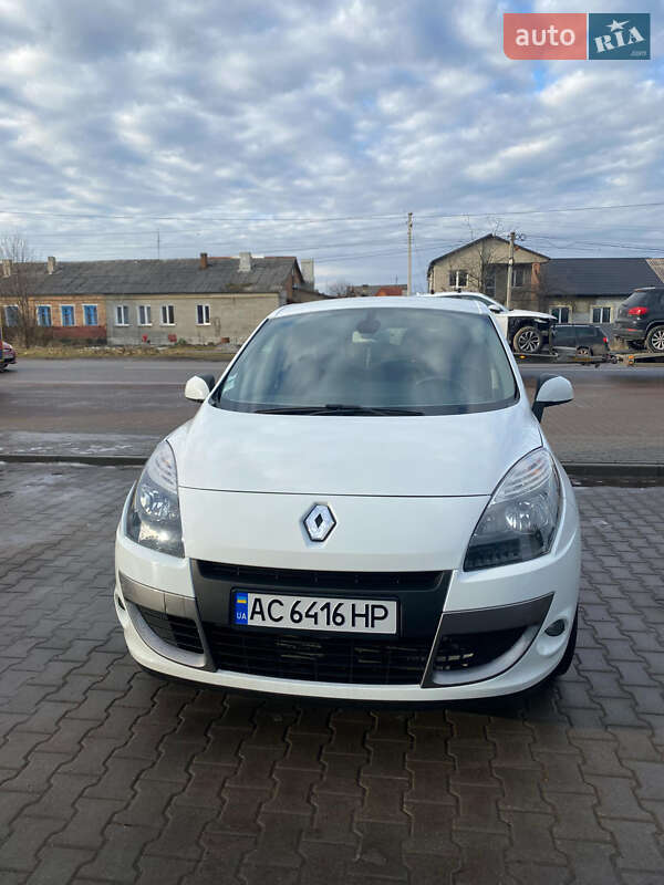 Renault Scenic 2011