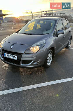 Мінівен Renault Scenic 2011 в Києві