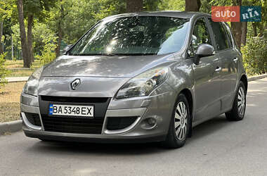 Мінівен Renault Scenic 2011 в Кропивницькому