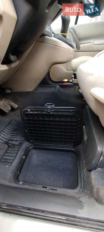 Минивэн Renault Scenic 2006 в Дергачах