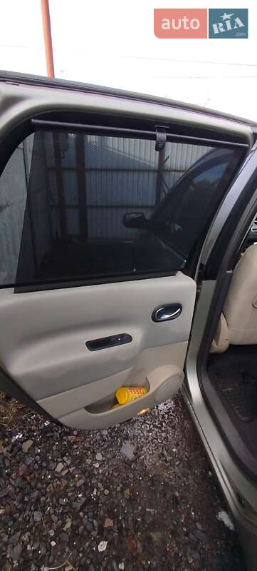 Минивэн Renault Scenic 2006 в Дергачах