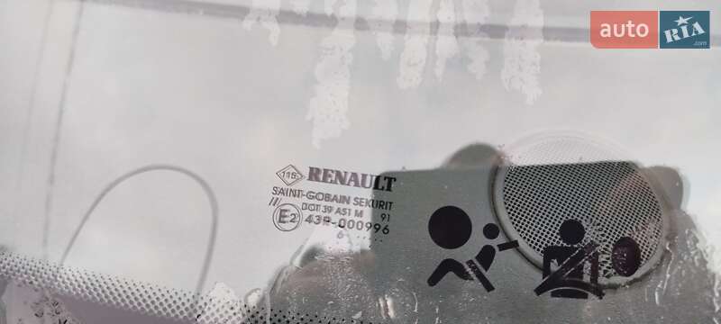 Минивэн Renault Scenic 2006 в Дергачах