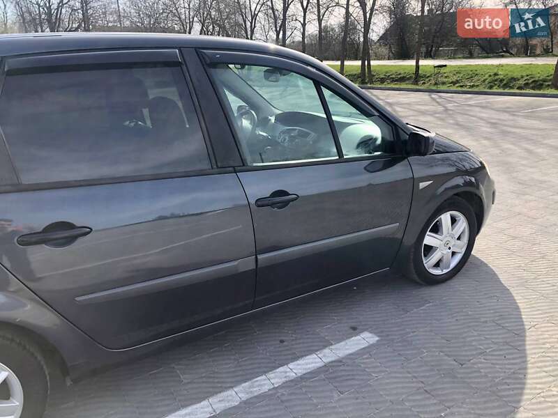 Минивэн Renault Scenic 2007 в Старичах