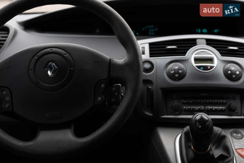 Мінівен Renault Scenic 2004 в Бердичеві