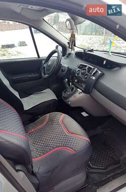 Мінівен Renault Scenic 2003 в 
