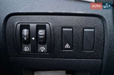 Минивэн Renault Scenic 2010 в 