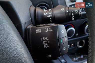 Минивэн Renault Scenic 2010 в 