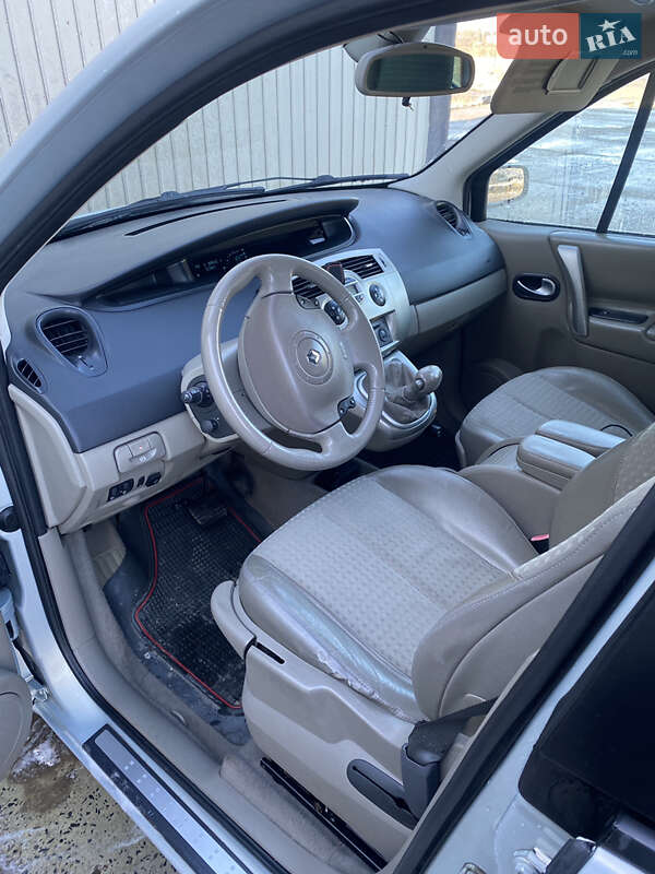 Минивэн Renault Scenic 2004 в Жидачове