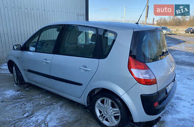 Минивэн Renault Scenic 2004 в 