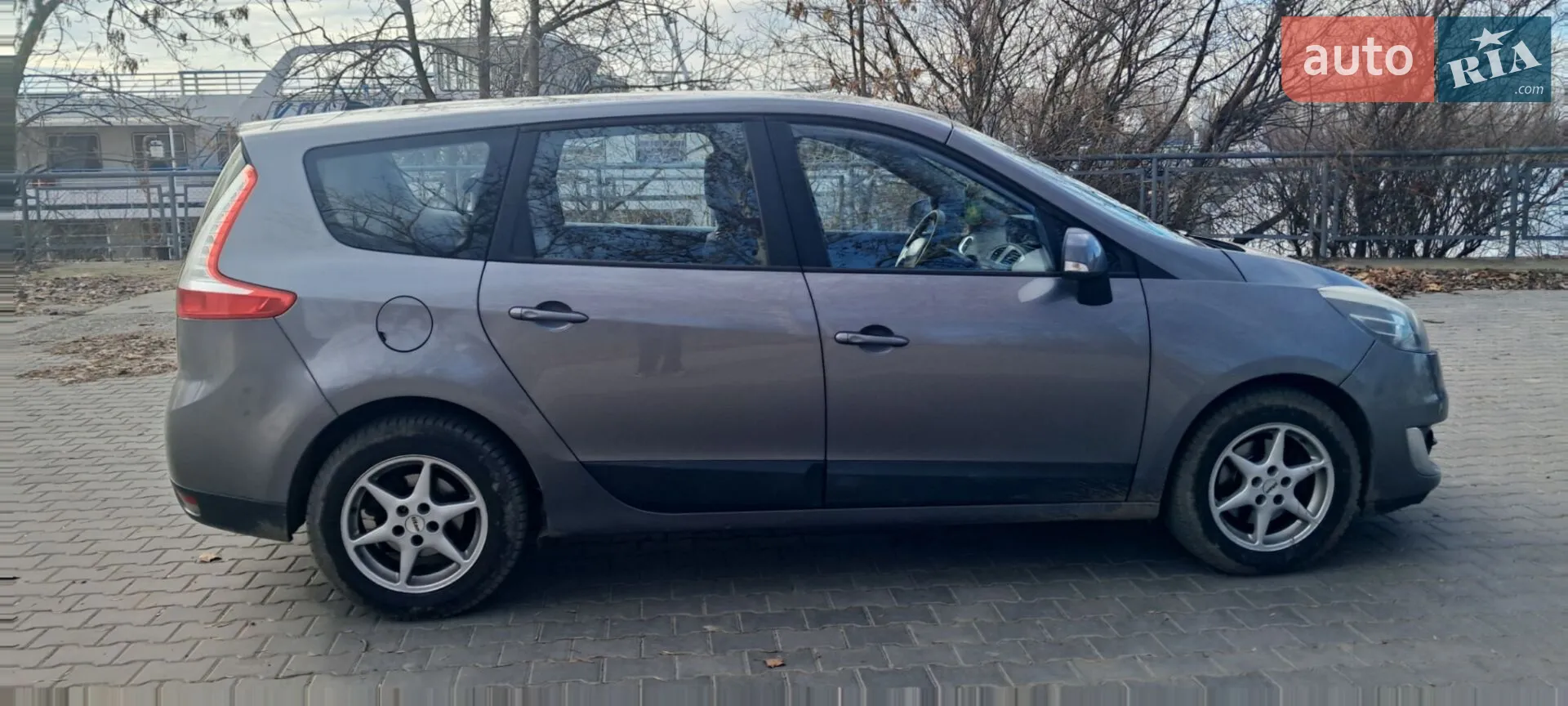 2012 Renault Scenic - мініатюра 2