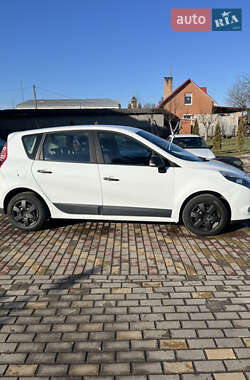 Мінівен Renault Scenic 2010 в Луцьку