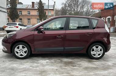 Минивэн Renault Scenic 2013 в 
